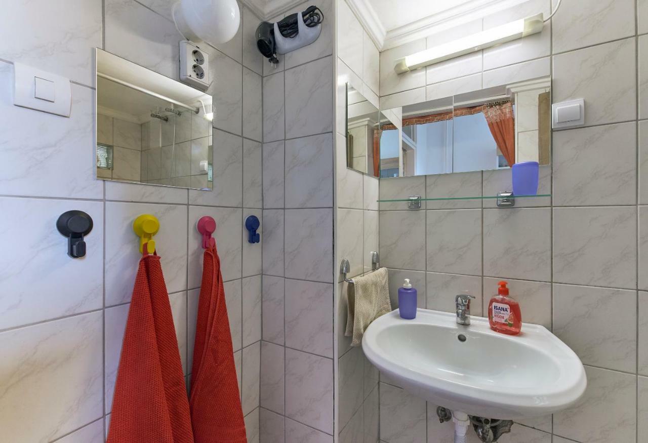 Lem Suburban Apartment Budapest Ngoại thất bức ảnh